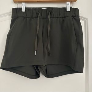 Lululemon On The Fly Shorts - Size 6